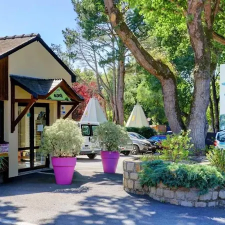 4 étoiles - Piscine - Eeedeh Chalet